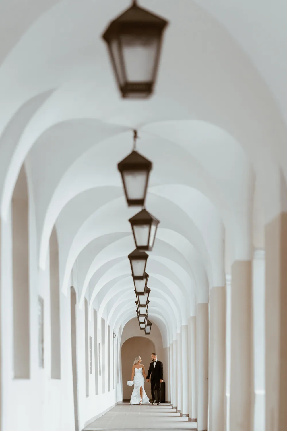 Vestuvės VU kiemelyje, vestuvių fotografai Vilniuje