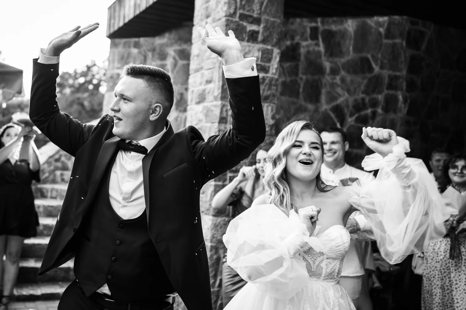 Vestuvės Vila Bisena sodyboje, vestuvių reportažo fotografas